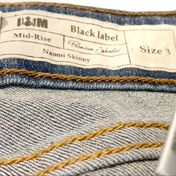 (4/$25)Distressed Jegging - Picture 2 of 3